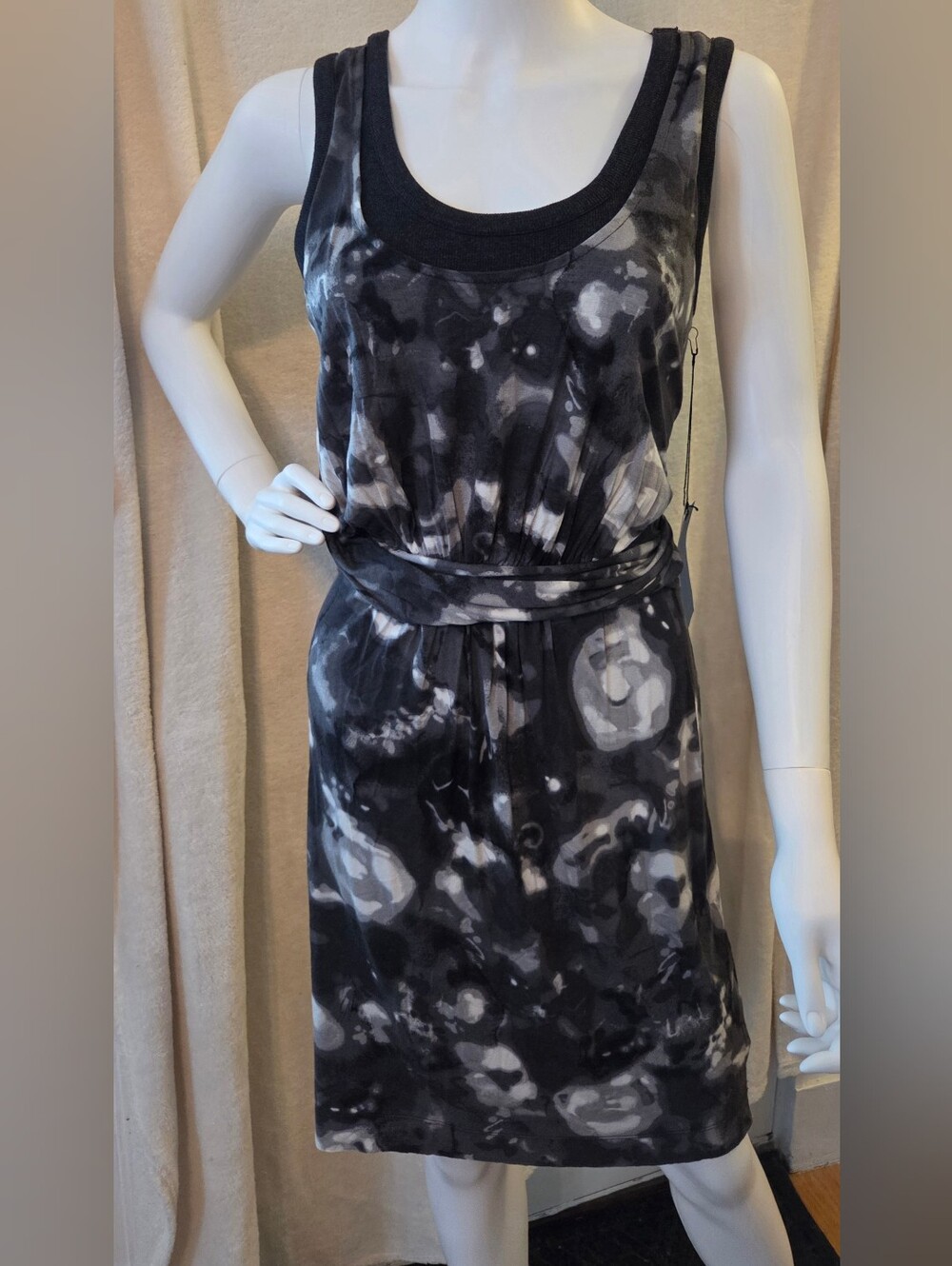 Simply Vera Vera Wang Black and Gray Floral Midi Dress
